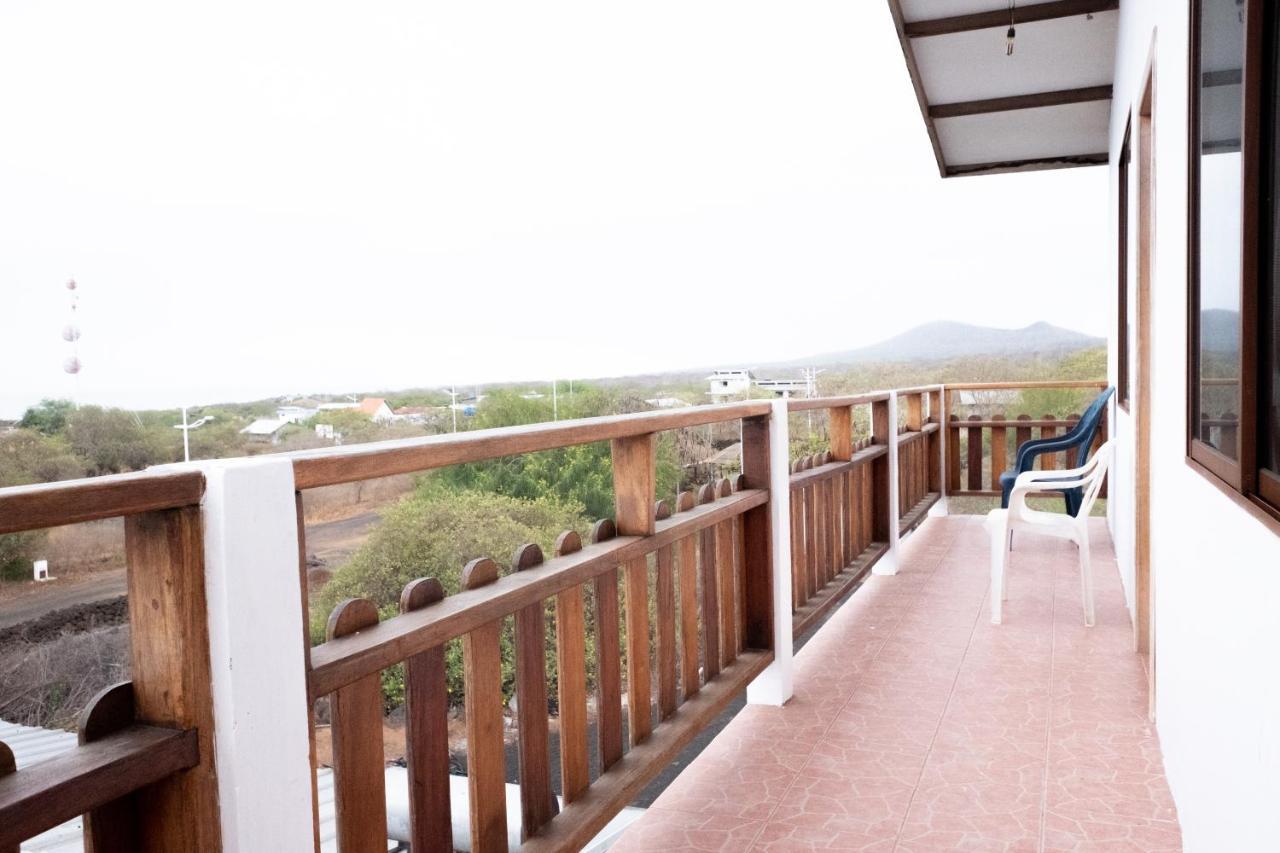 Hostal Santa Maria Floreana Экстерьер фото